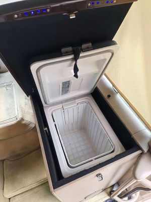 23席使用 窓シーリング付きバス マニュアルトランスミッション