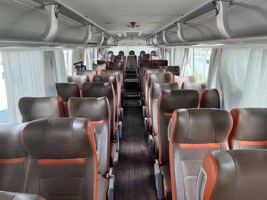 2020年10月に生産された48人用ユートンバス ディーゼル用豪華バス