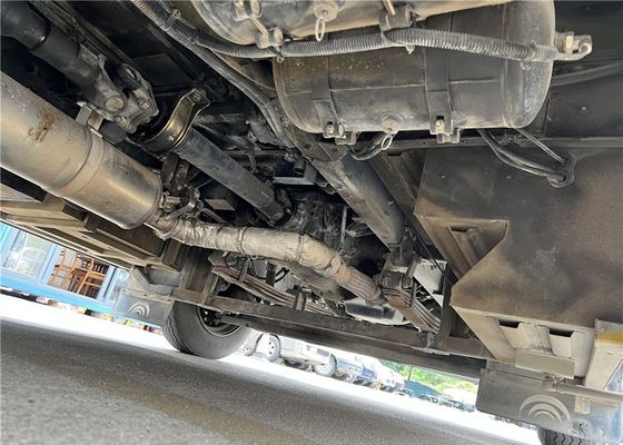 46 席 改装された学校バス 黄色 手動トランスミッション