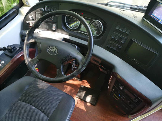 中古バス 32席 ディーゼルエンジン、マニュアル 中古観光バス