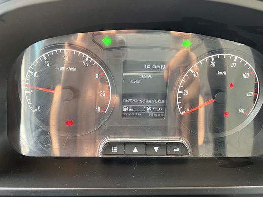 52 席 の 学生 輸送 用 校用 バス