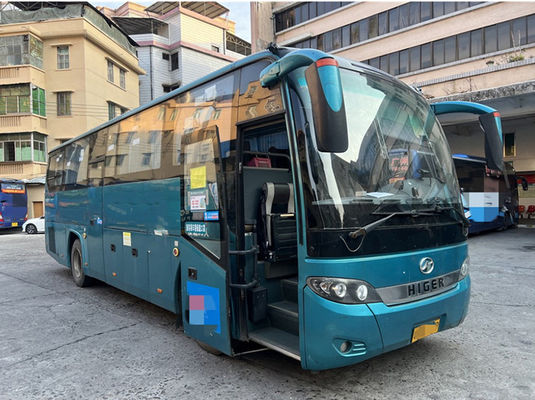2017年 中古ハイガーバス ディーゼル駆動 中古40人乗りバス 公共交通機関