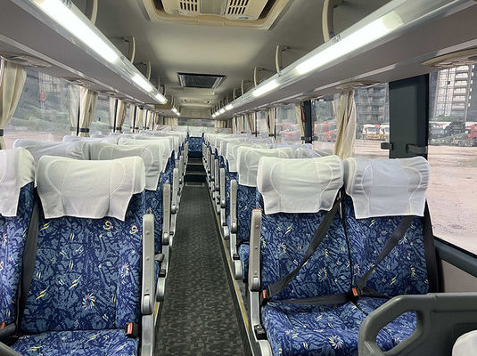 白い大型乗用バス 47席 手動トランスミッション型のプリオーナーのバス