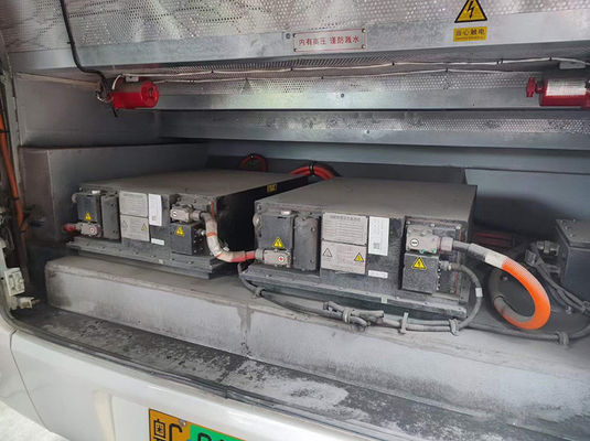 スカイウェル 自動トランスミッションの48席式電動バス