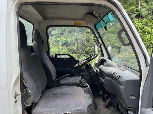 商用中型トラック 4X2 手動 中古 Isuzu トラック