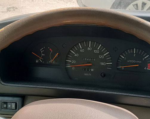 中古バス 23人座 LHDミニバス マニュアルトランスミッションとディーゼル燃料タイプ