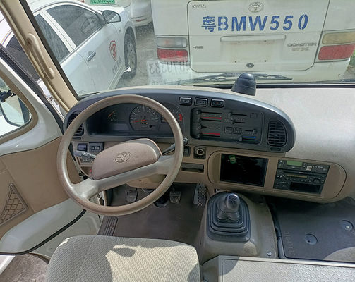 LHDステアリングポジションのガソリンエンジンを備えたEURO 3排放基準のバス