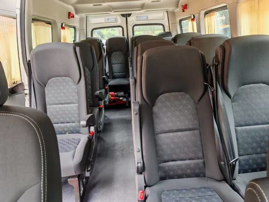 6メートルのバンの 17席 MAUXS VAN