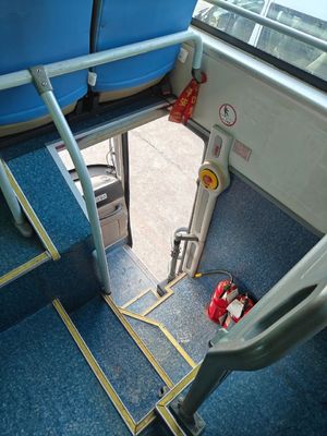 57～59人乗り 中古 12m デッカー コンフォートコーチ ディーゼル燃料 車両重量11800kg