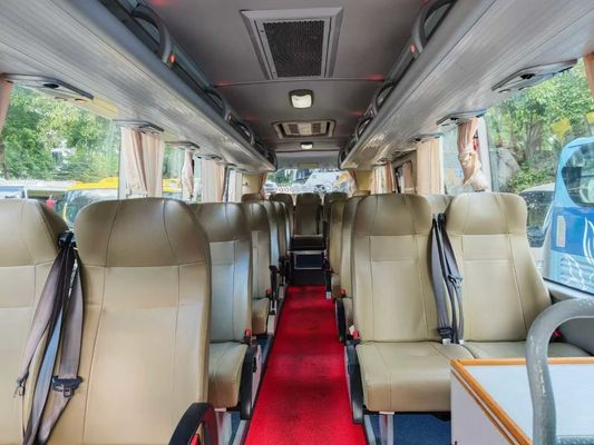 28人乗り中古バス、ユーチャイ200馬力エンジン搭載、最高速度100km/h