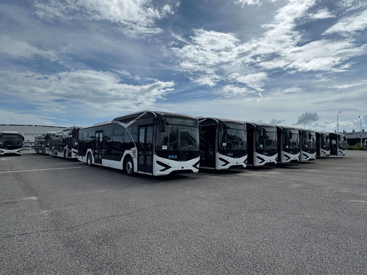 EV Zonson 中古市バス 2ドア、白色外装