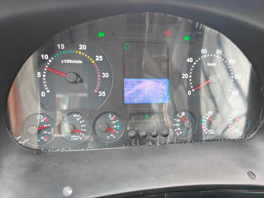 40人乗り中国製ゴールデンドラゴンエディションコーチ中古バス、全長×全幅×全高：12000×2550×3820mm
