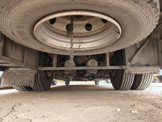 56人乗りの中古スクールバン ディーゼル燃料 優良