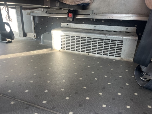 中古 イエローキング ロング バス: 63 席 配置,ユチャイ エンジン & マニュアル トランスミッション